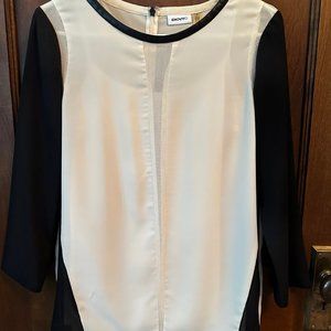 DKNYC Black and cream blouse